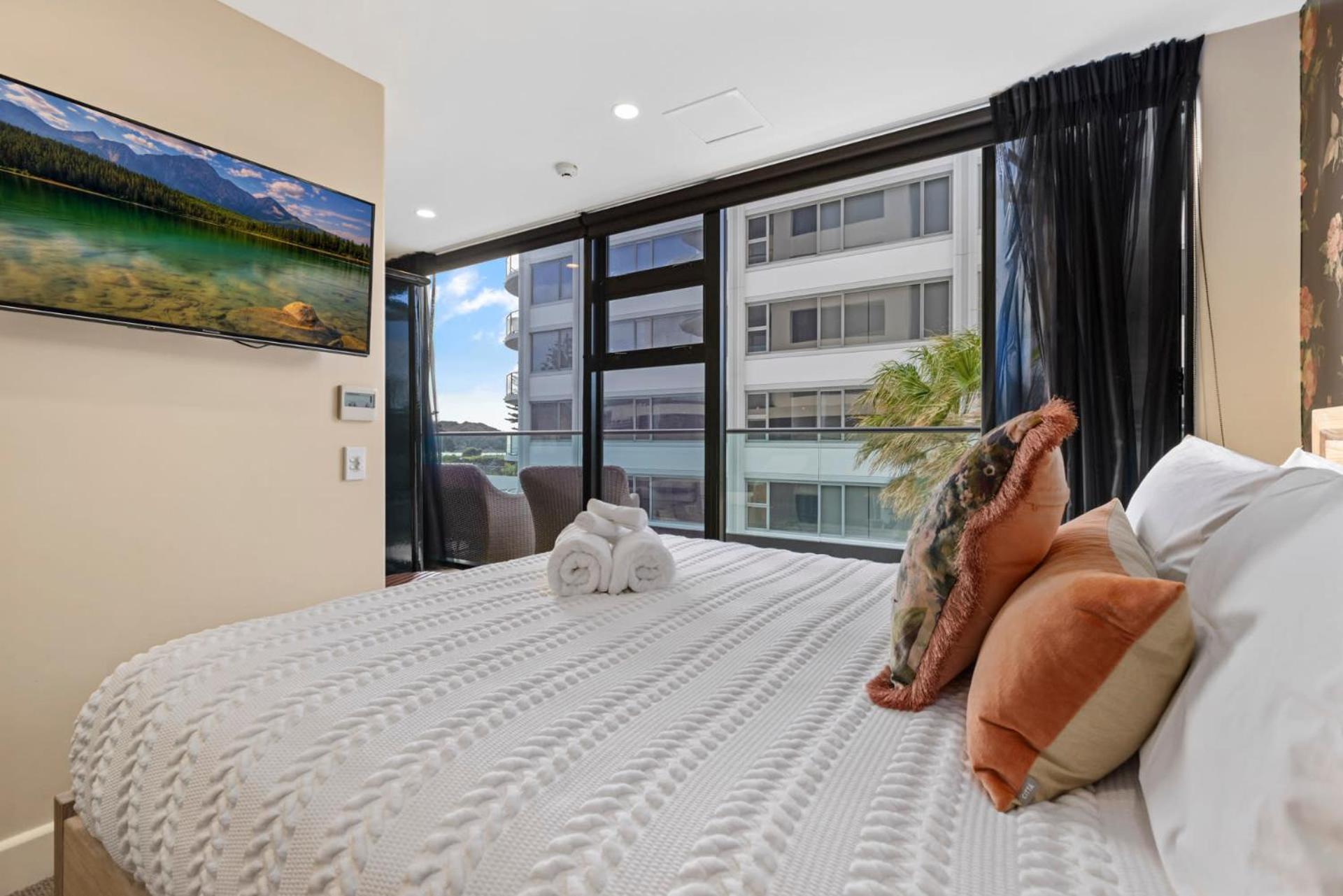 Marvelous Downtown Apartment Moments From Main Beach With Heated Pool, Gym And Parking マウント・マウンガヌイ エクステリア 写真